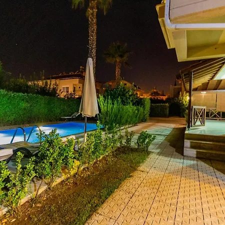 Paradise Town Gordon 100 Mbps Free Wifi Villa *